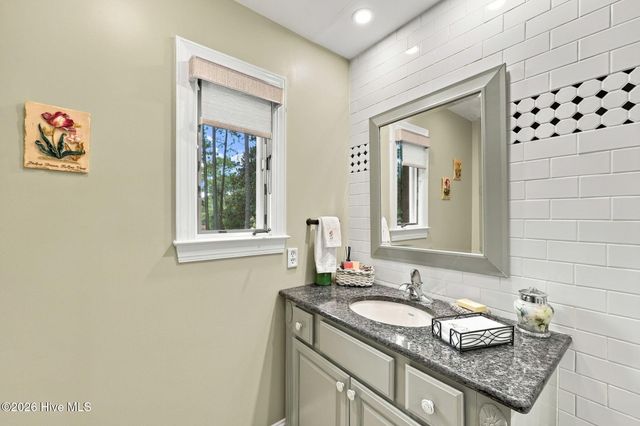 64 Pinewild Drive, Pinehurst, NC 28374