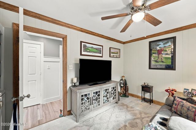 64 Pinewild Drive, Pinehurst, NC 28374