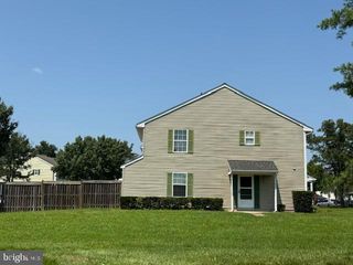 6290 WHISTLERS PL, Waldorf, MD 20603