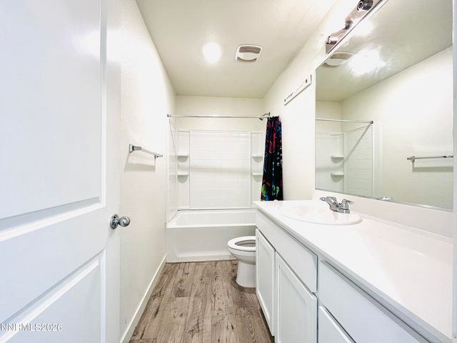 8727 Scenic Sky Drive, Reno, NV 89506