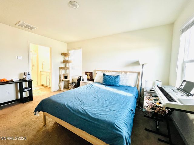 8727 Scenic Sky Drive, Reno, NV 89506