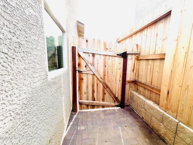 8727 Scenic Sky Drive, Reno, NV 89506