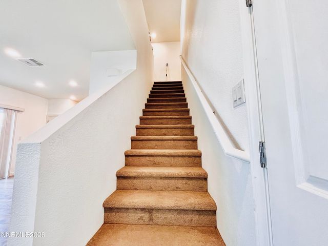 8727 Scenic Sky Drive, Reno, NV 89506