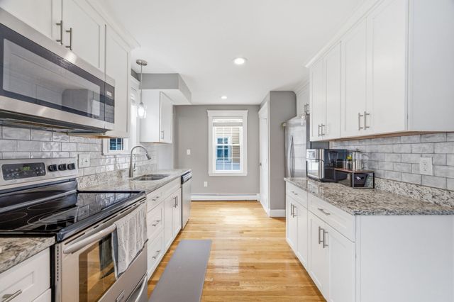 606 Lincoln Ave, Saugus, MA 01906