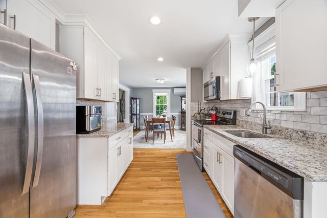606 Lincoln Ave, Saugus, MA 01906