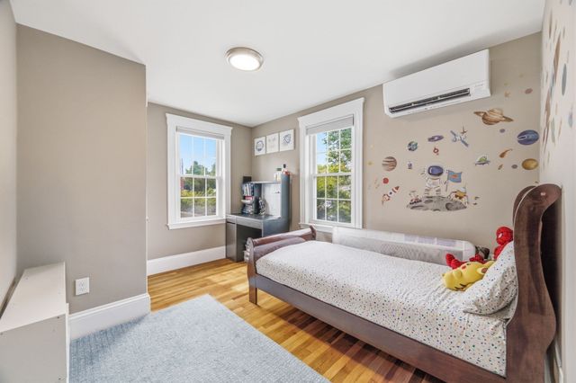 606 Lincoln Ave, Saugus, MA 01906