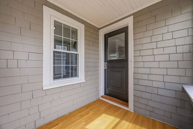 606 Lincoln Ave, Saugus, MA 01906