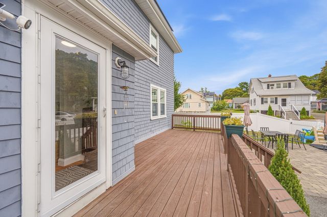 606 Lincoln Ave, Saugus, MA 01906