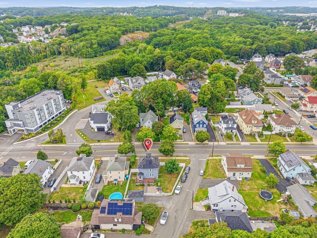 606 Lincoln Ave, Saugus, MA 01906