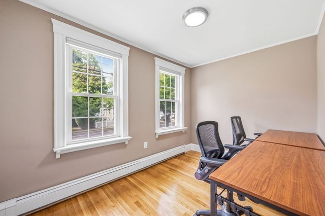 606 Lincoln Ave, Saugus, MA 01906