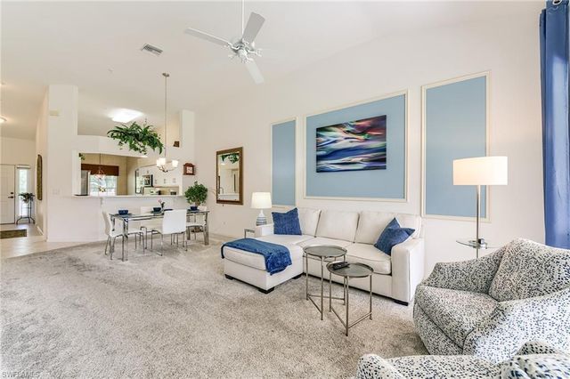 1940 Willow Bend CIR 103, Naples, FL 34109