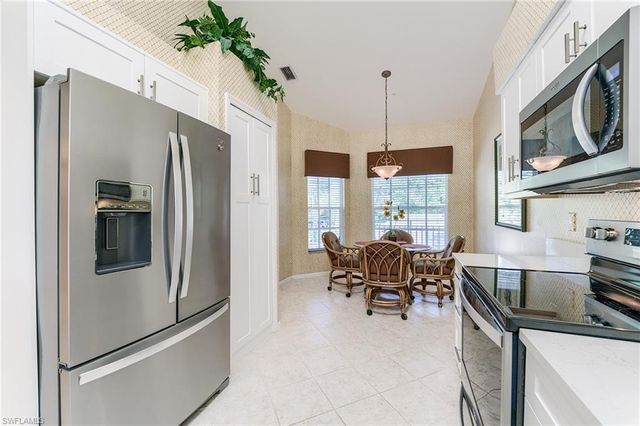 1940 Willow Bend CIR 103, Naples, FL 34109