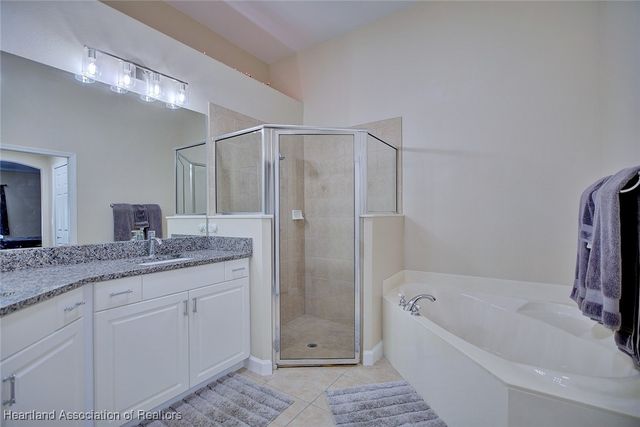 2112 Coral Key Court, Sebring, FL 33870