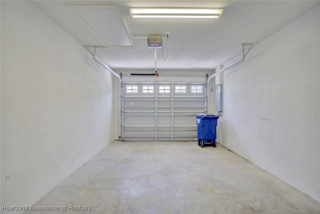 2112 Coral Key Court, Sebring, FL 33870