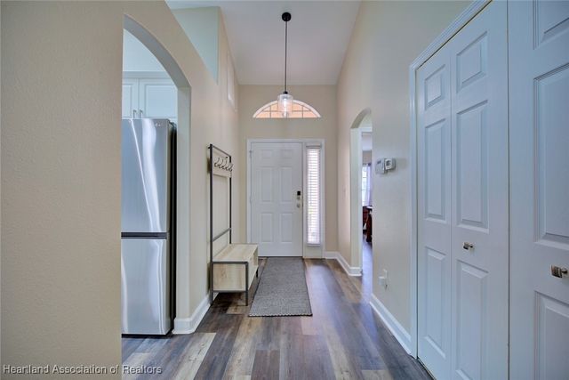 2112 Coral Key Court, Sebring, FL 33870