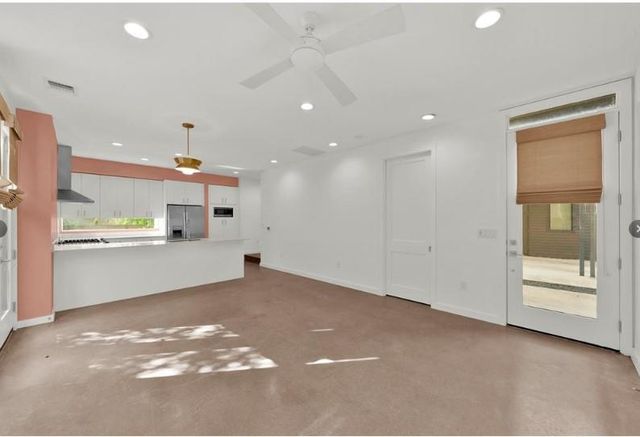 203 E 46th ST, Austin, TX 78751