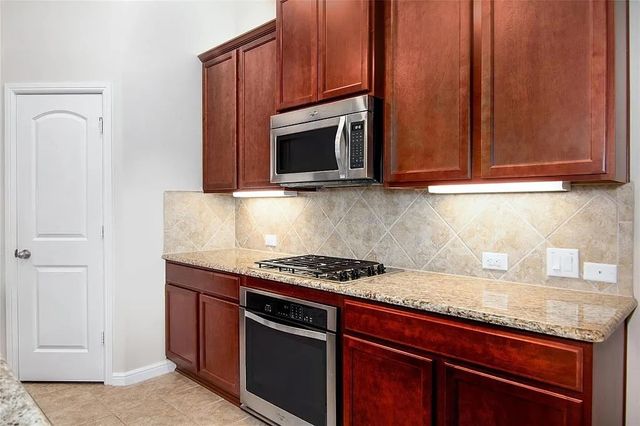 3520 Texas Star Drive, Fort Worth, TX 76040