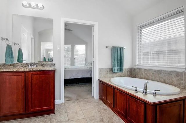 3520 Texas Star Drive, Fort Worth, TX 76040