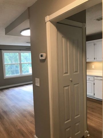 689 Longhunter Ct, Nashville, TN 37217