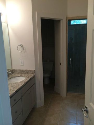 3313 Thomas Kincheon ST A, Austin, TX 78745