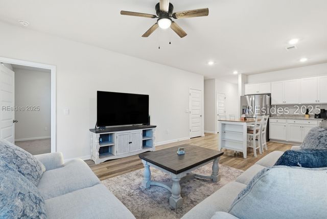 181 Holiday St, Ridgeland, SC 29936