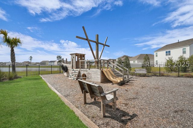 181 Holiday St, Ridgeland, SC 29936