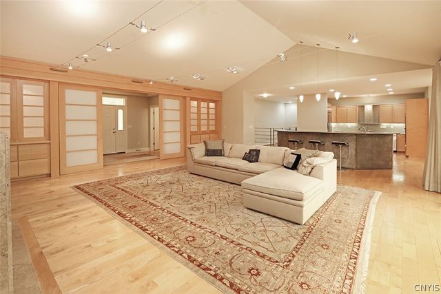 6003 Bay Hill Circle, Dewitt, NY 13078