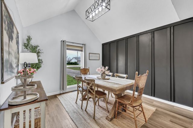 3526 Clearwater Dr, Clarksville, TN 37042