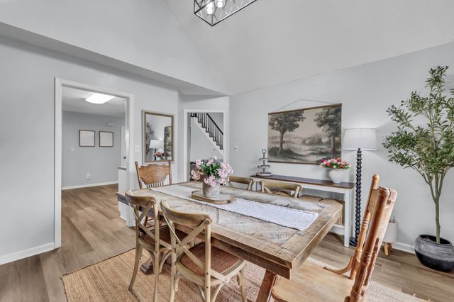 3526 Clearwater Dr, Clarksville, TN 37042