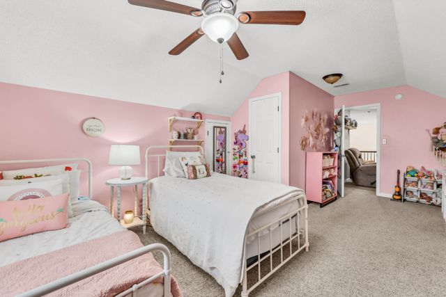 3526 Clearwater Dr, Clarksville, TN 37042