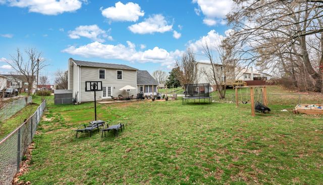 3526 Clearwater Dr, Clarksville, TN 37042