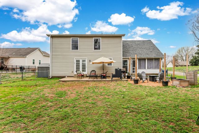 3526 Clearwater Dr, Clarksville, TN 37042