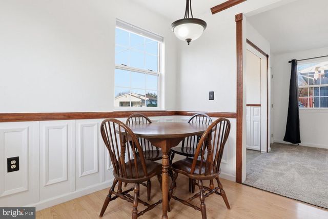 1018 KELLY DR, York, PA 17404