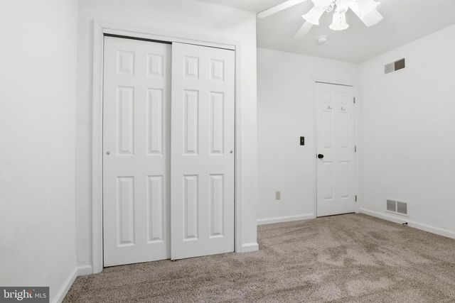 1018 KELLY DR, York, PA 17404