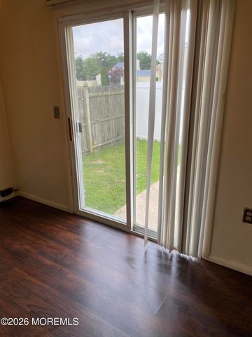 3228 Mystic Port Place, Toms River, NJ 08753