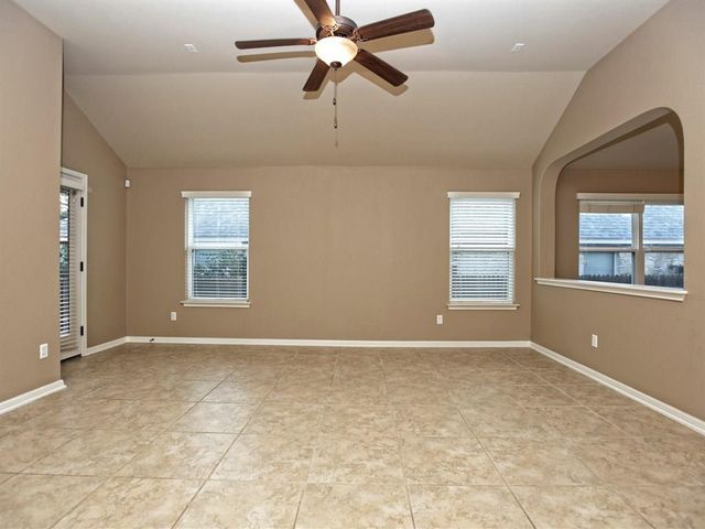 140 Copper Lake LN, Georgetown, TX 78628