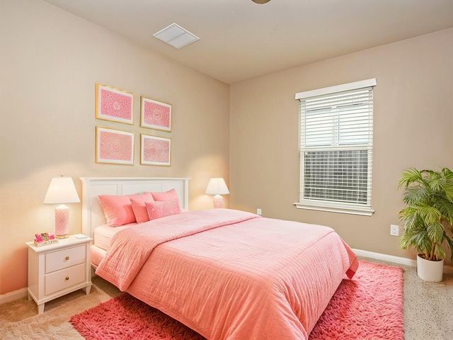 140 Copper Lake LN, Georgetown, TX 78628