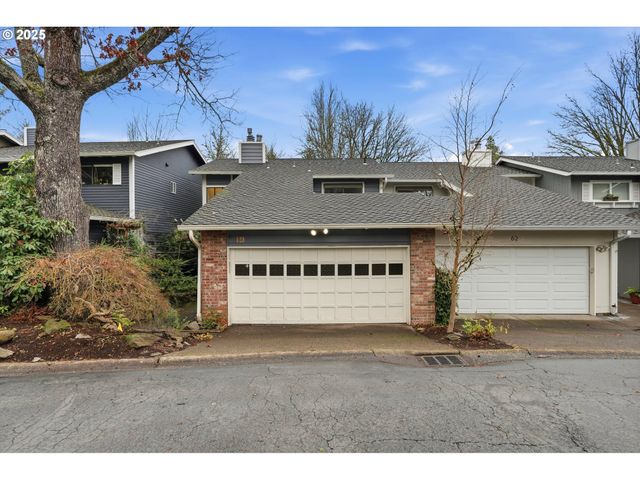 64 WHEATHERSTONE Ct 36, Lake Oswego, OR 97035