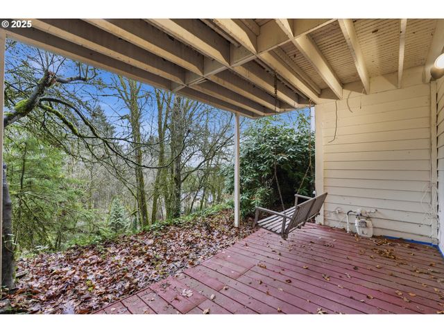 64 WHEATHERSTONE Ct 36, Lake Oswego, OR 97035