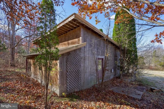 7765 HARMONY GROVE RD, Wellsville, PA 17365