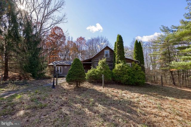 7765 HARMONY GROVE RD, Wellsville, PA 17365