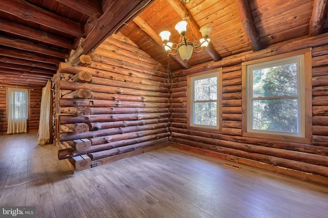 7765 HARMONY GROVE RD, Wellsville, PA 17365