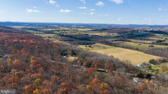 7765 HARMONY GROVE RD, Wellsville, PA 17365