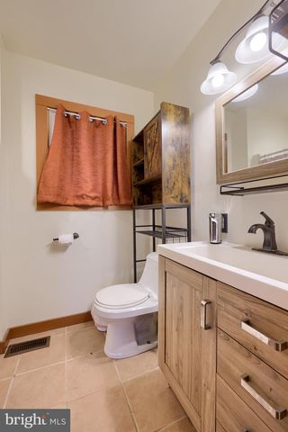 7765 HARMONY GROVE RD, Wellsville, PA 17365