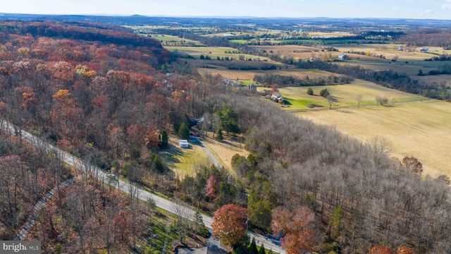 7765 HARMONY GROVE RD, Wellsville, PA 17365