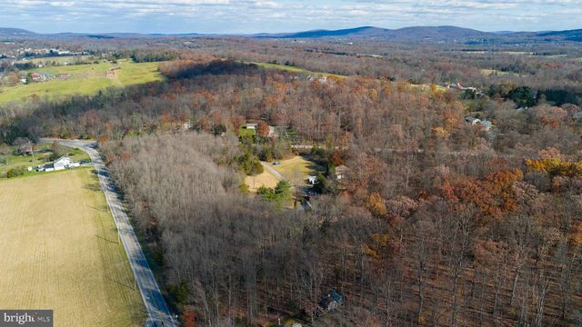 7765 HARMONY GROVE RD, Wellsville, PA 17365