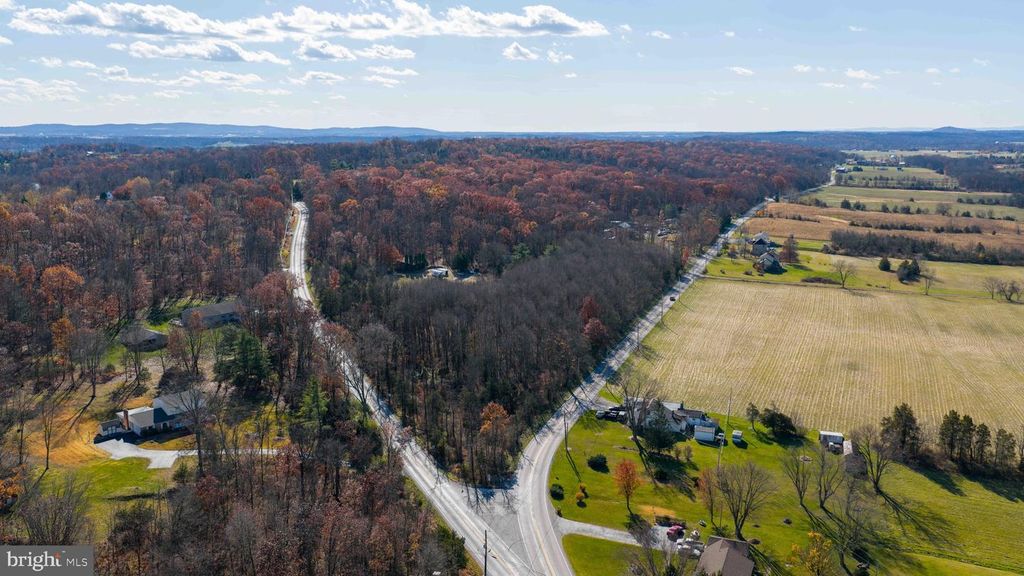 7765 HARMONY GROVE RD, Wellsville, PA 17365