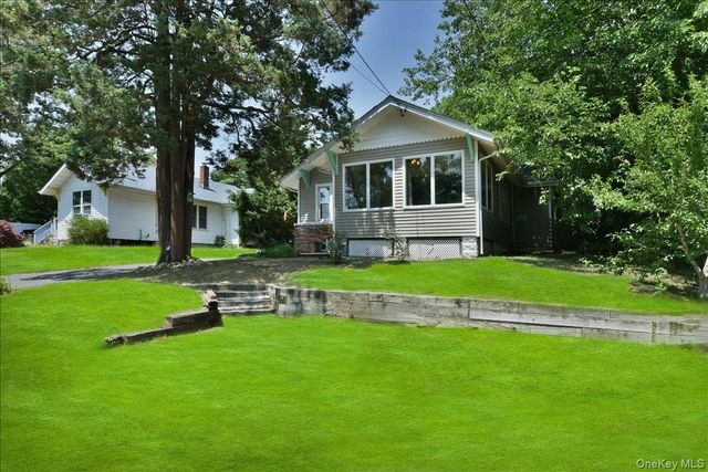 3 School Street, Ronkonkoma, NY 11779