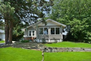 3 School Street, Ronkonkoma, NY 11779