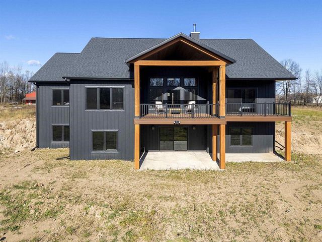 3701 DELCORE ROAD, Oconto, WI 54153